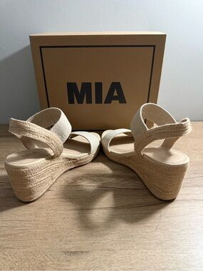MIA Beige/Cream Espadrille Platform Wedge Sandals